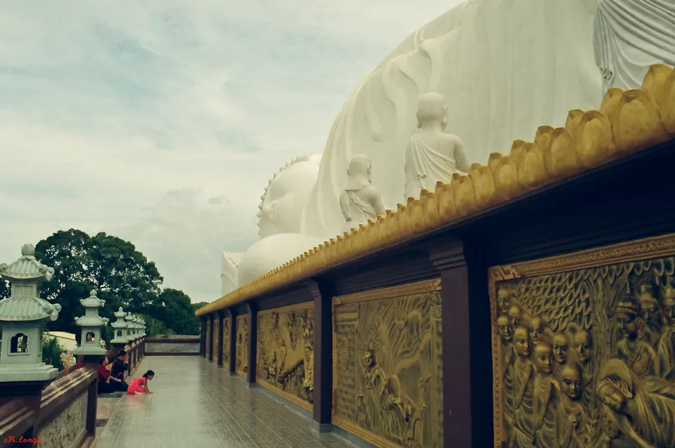 Hình minh họa: Kỷ Lục Châu Á: Tượng Phật Nằm Dài Nhất và Kiến Trúc Gỗ Cổ Kính